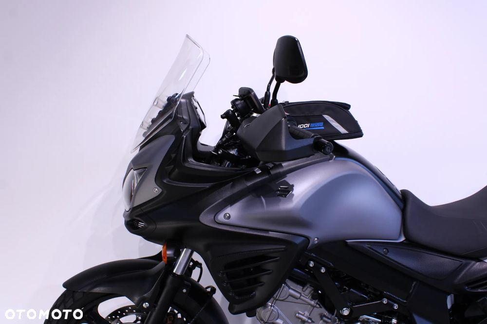 Suzuki DL - 11