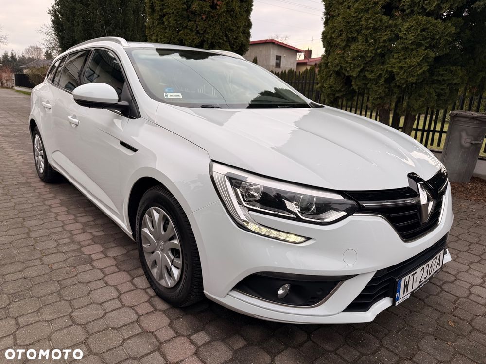 Renault Megane 1.5 Blue dCi Business - 8