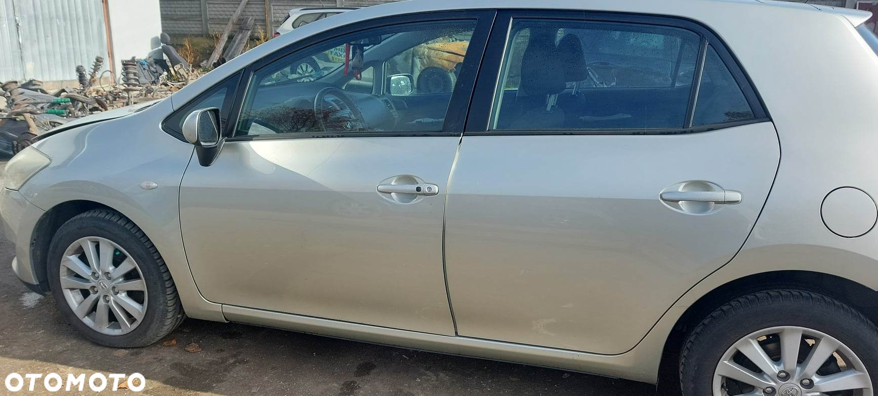 TOYOTA  Auris 2,0 D4D 126KM wtryskiwacz wtrysk - 8