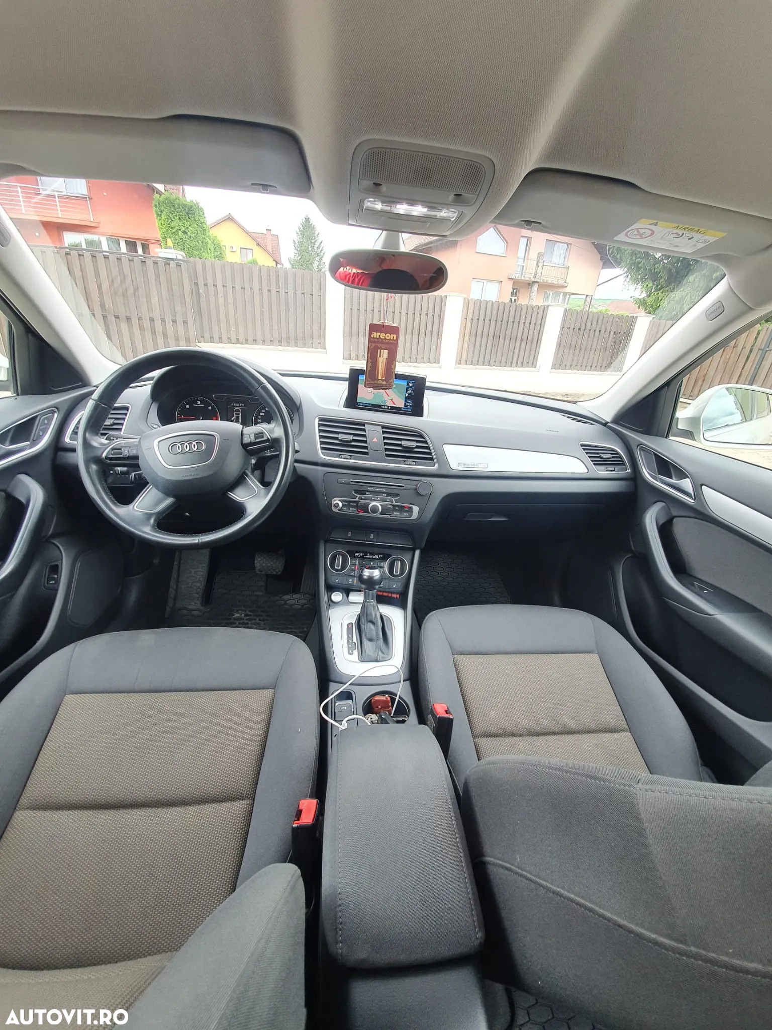 Audi Q3 2.0 TDI Quattro S tronic - 11