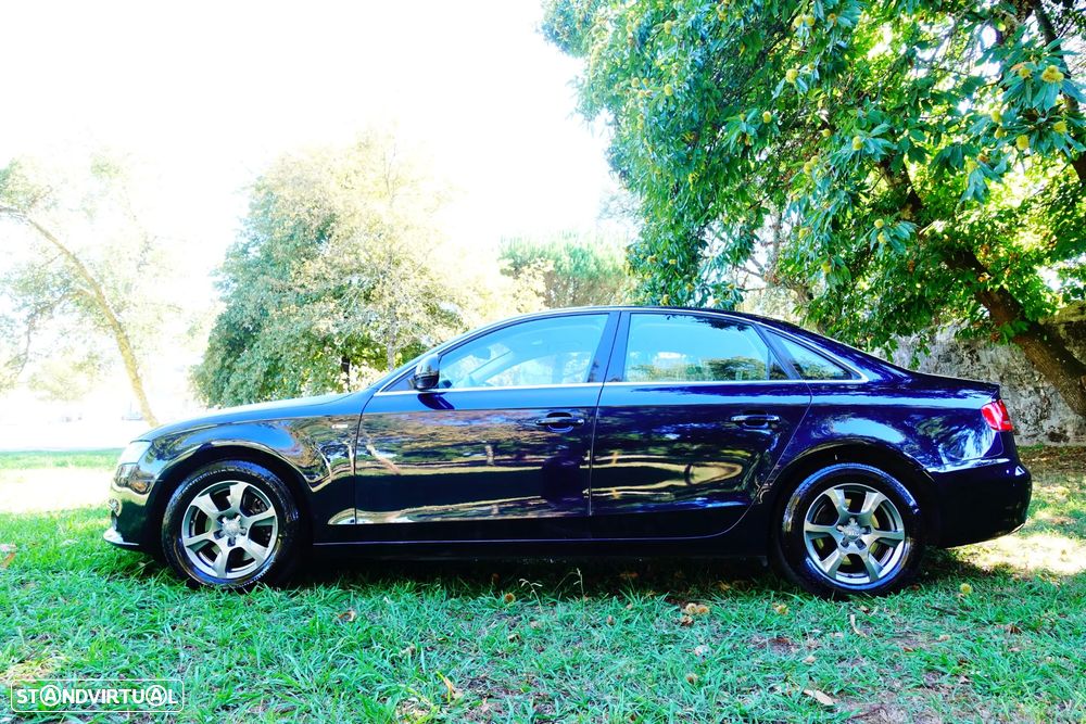 Audi A4 2.0 TDI S-line - 3