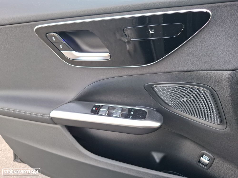 Mercedes-Benz C 300 de Avantgarde - 18