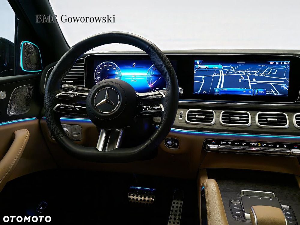 Mercedes-Benz GLS - 23