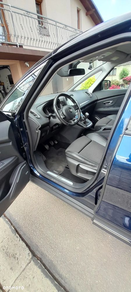 Renault Scenic - 6