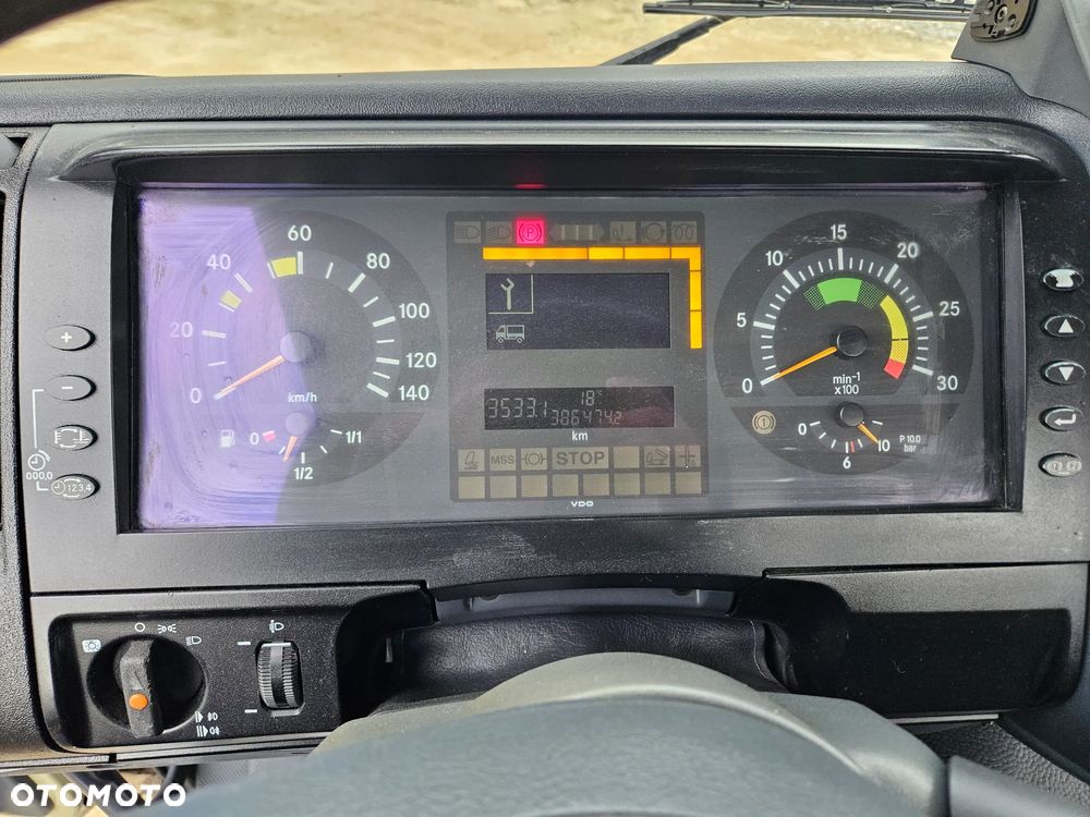 Mercedes-Benz ATEGO 1828 AK4x4 - 11