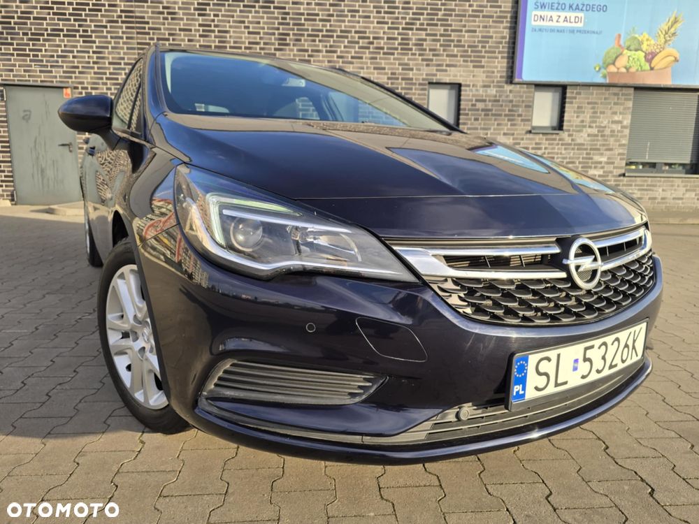 Opel Astra 1.6 D (CDTI) Automatik Dynamic - 3