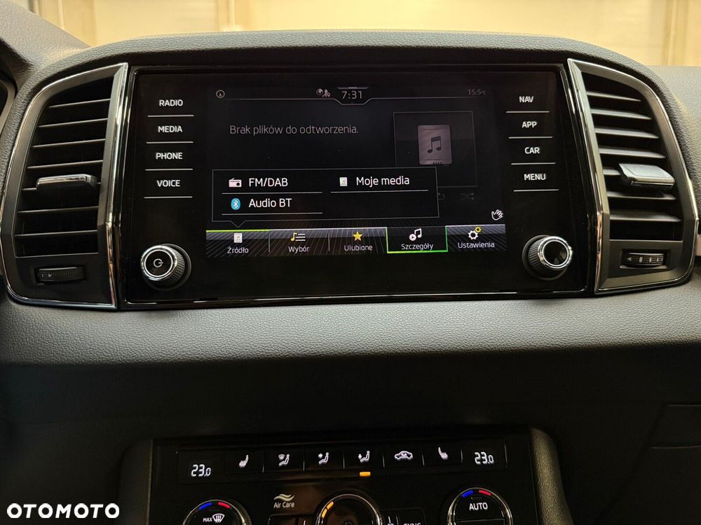 Skoda Karoq 1.5 TSI ACT 4x2 Ambition DSG - 35