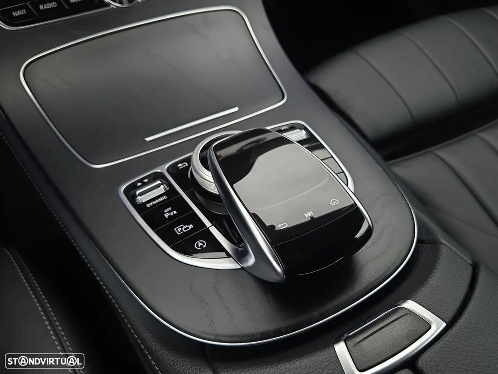 Mercedes-Benz E 220 d Aut. - 22