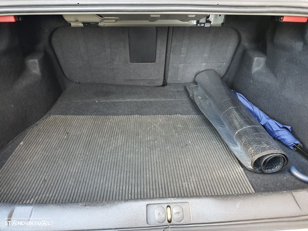 Peugeot 406 2.2 HDi Classicline - 10