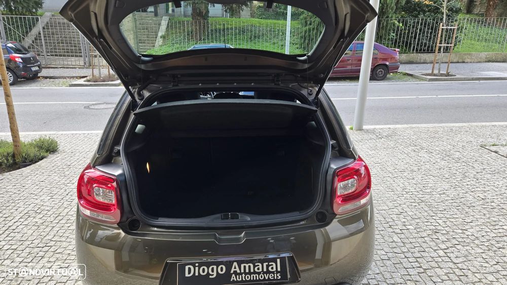 Citroën DS3 1.4 e-HDi Chic CMP - 14