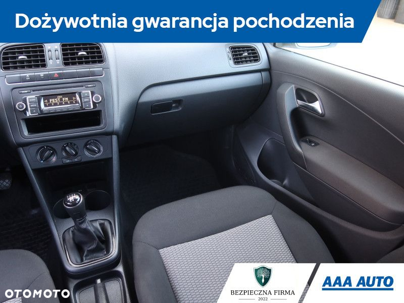 Volkswagen Polo - 9