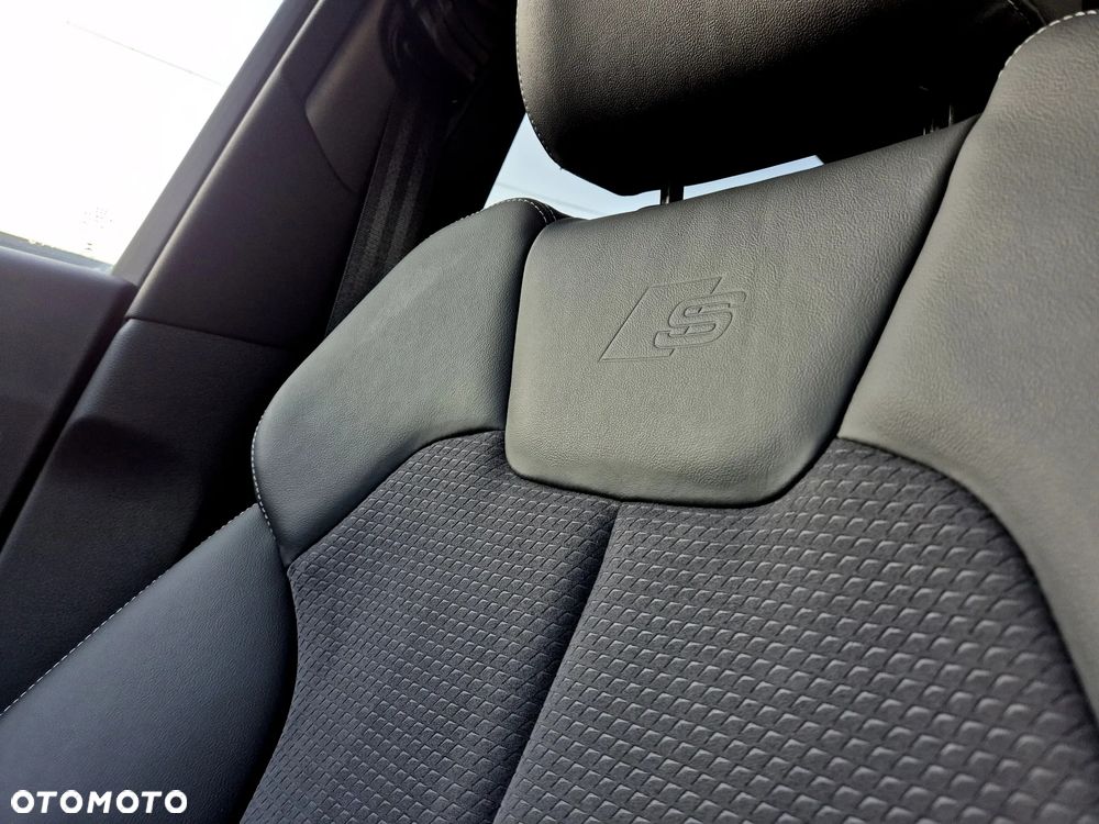 Audi Q5 50 TFSIe quattro S tronic S line - 14