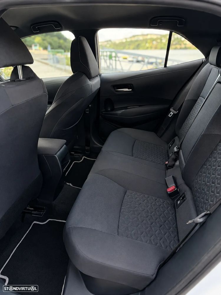 Toyota Corolla 1.8 Hybrid Comfort - 8