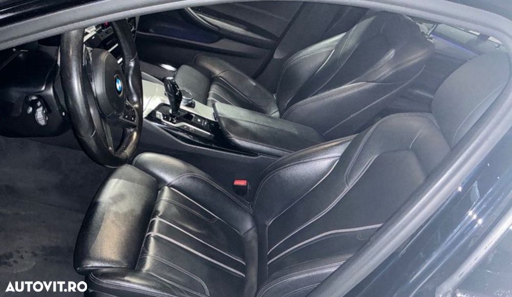 BMW Seria 5 520d xDrive AT - 11