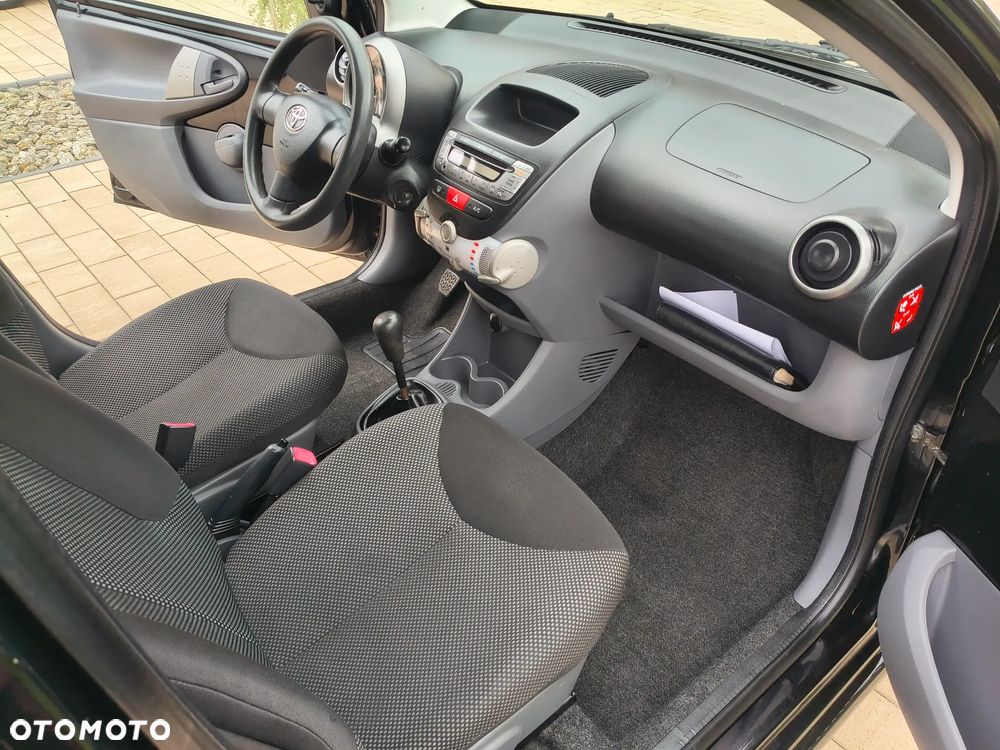 Toyota Aygo - 15