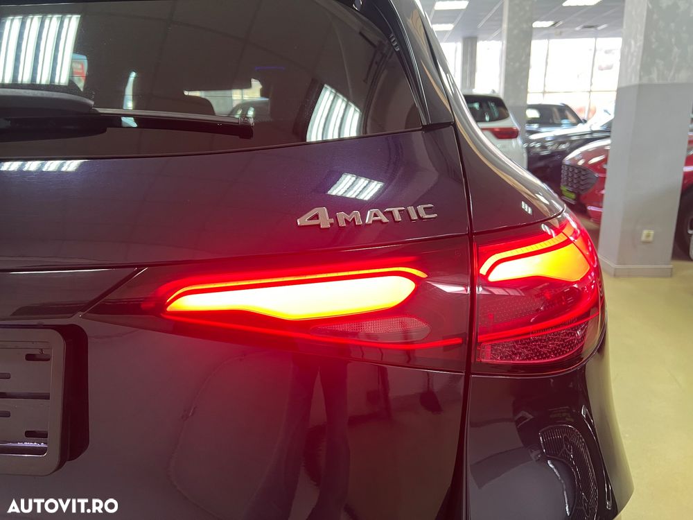 Mercedes-Benz GLC 220 d 4Matic 9G-TRONIC AMG Line Advanced - 12