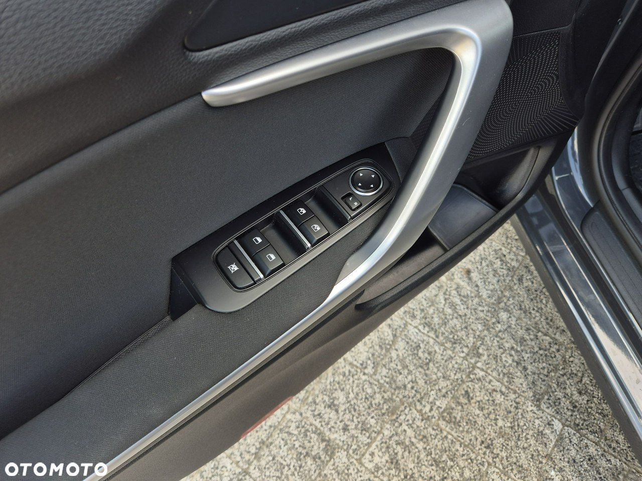Kia Ceed - 10
