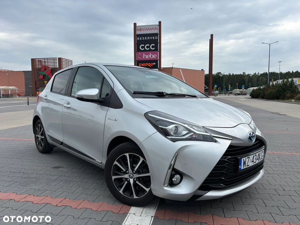 Toyota Yaris Hybrid 100 Active EU6 - 16