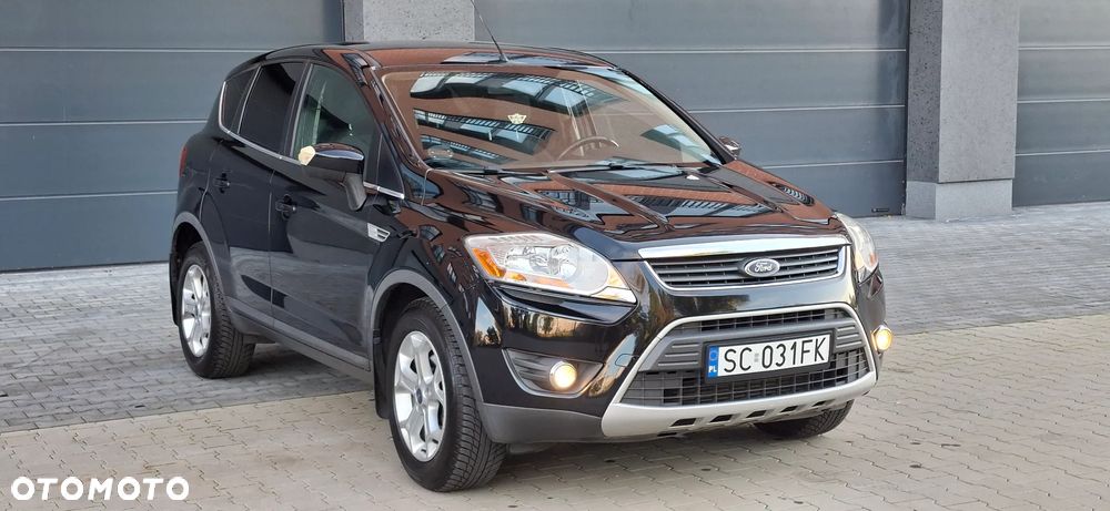 Ford Kuga 2.0 TDCi 2x4 Titanium - 19