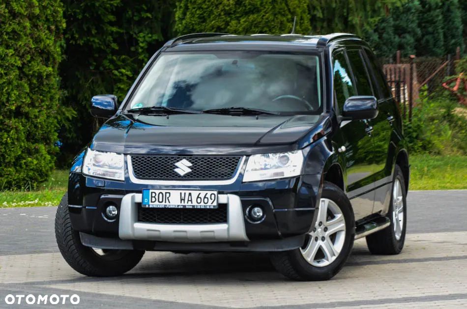Suzuki Grand Vitara 2.0 De luxe - 1