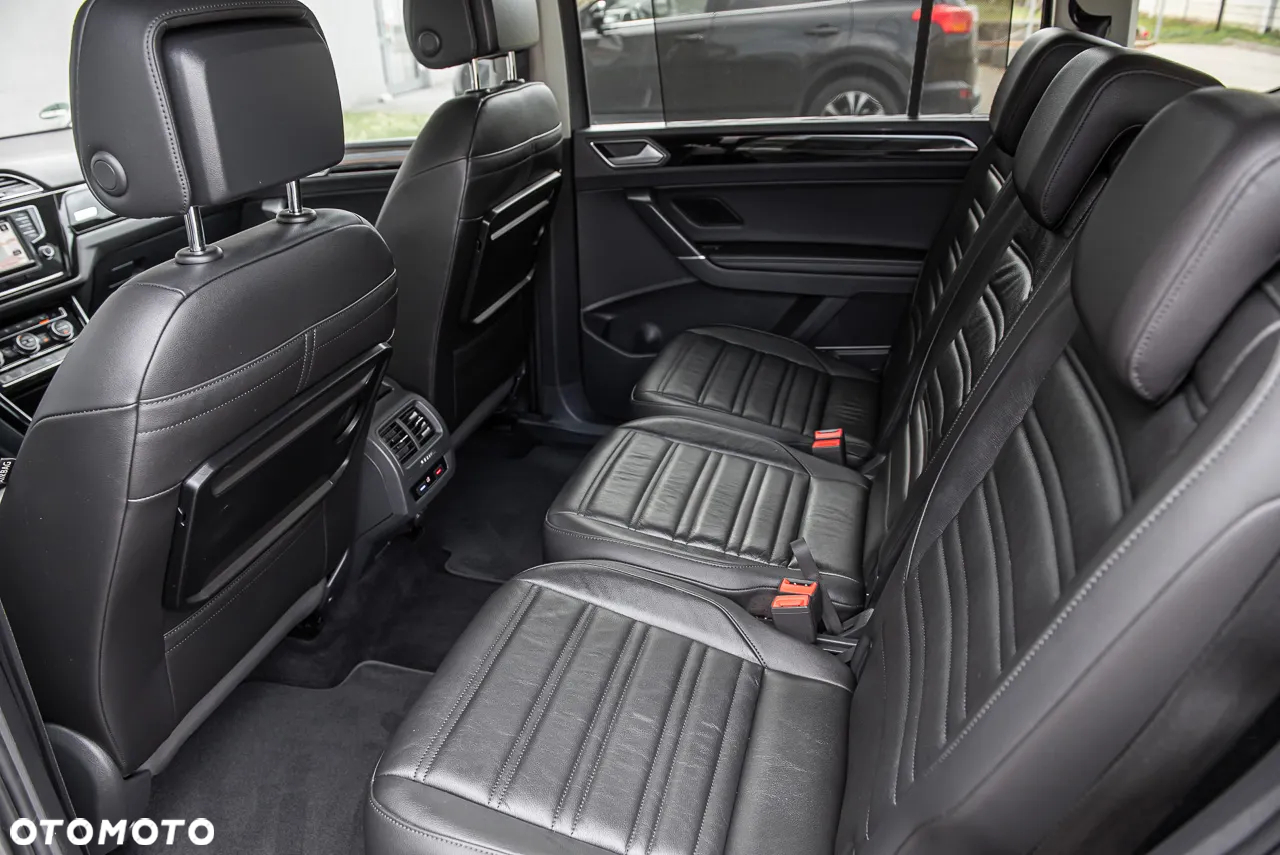 Volkswagen Touran 1.8 TSI BMT Highline DSG - 29