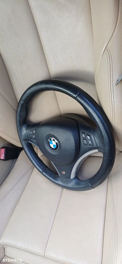 Kierownica sportowa z multifunkcją do BMW  e90 e87 - 1
