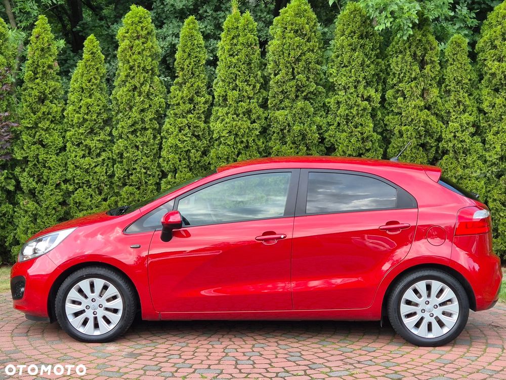 Kia Rio 1.2 Dream Team Edition - 18