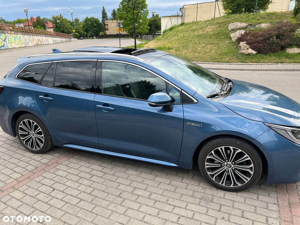 Toyota Corolla 2.0 Hybrid Executive - 7