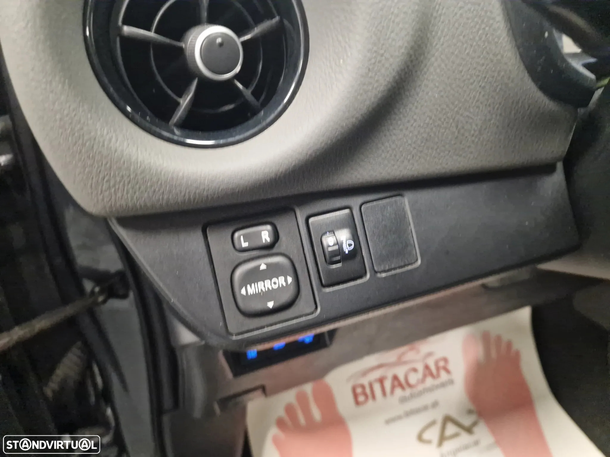Toyota Yaris 1.5 HSD Comfort - 27