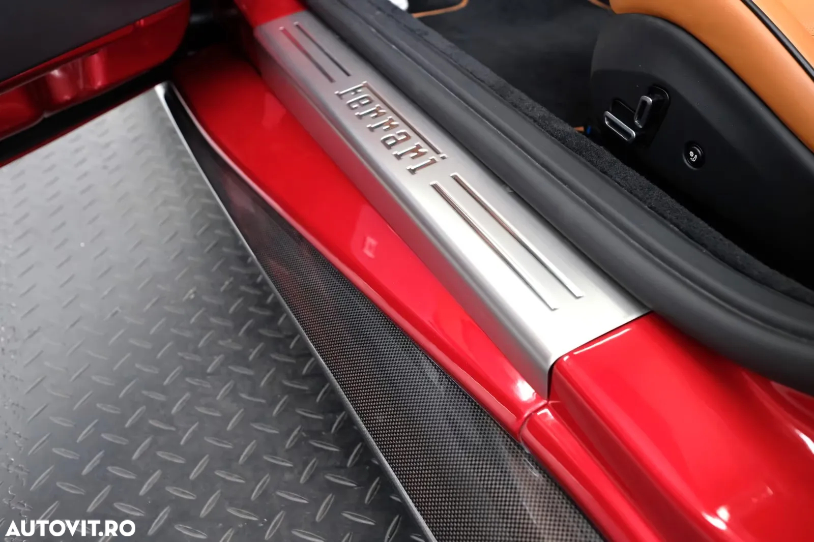 Ferrari Portofino - 13