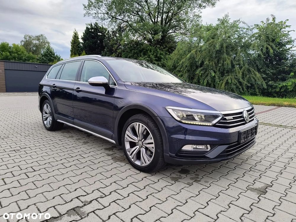 Volkswagen Passat - 12