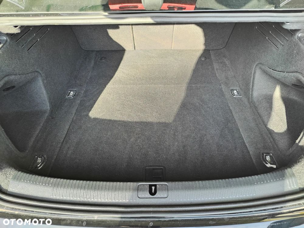 Audi A4 Limousine 1.4 TFSI S tronic sport - 33