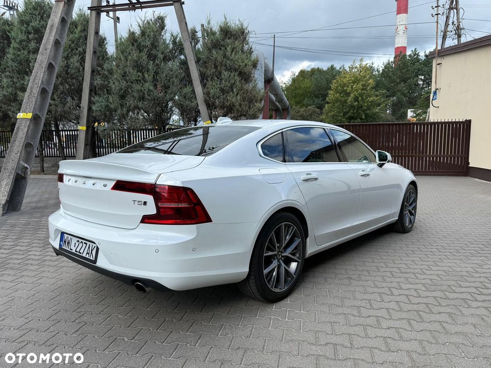 Volvo S90 T5 Momentum - 4
