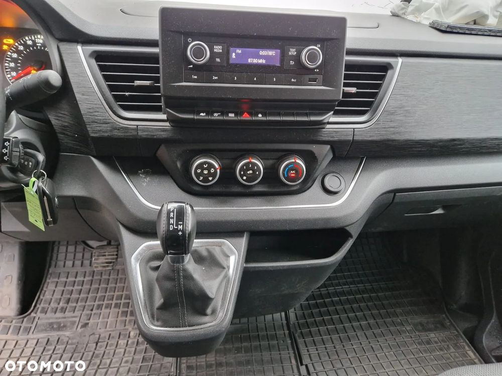 Renault Trafic SpaceClass 2.0 dCi EDC - 16
