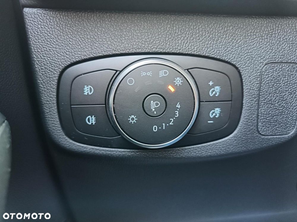 Ford Focus 1.0 EcoBoost mHEV Titanium X - 23