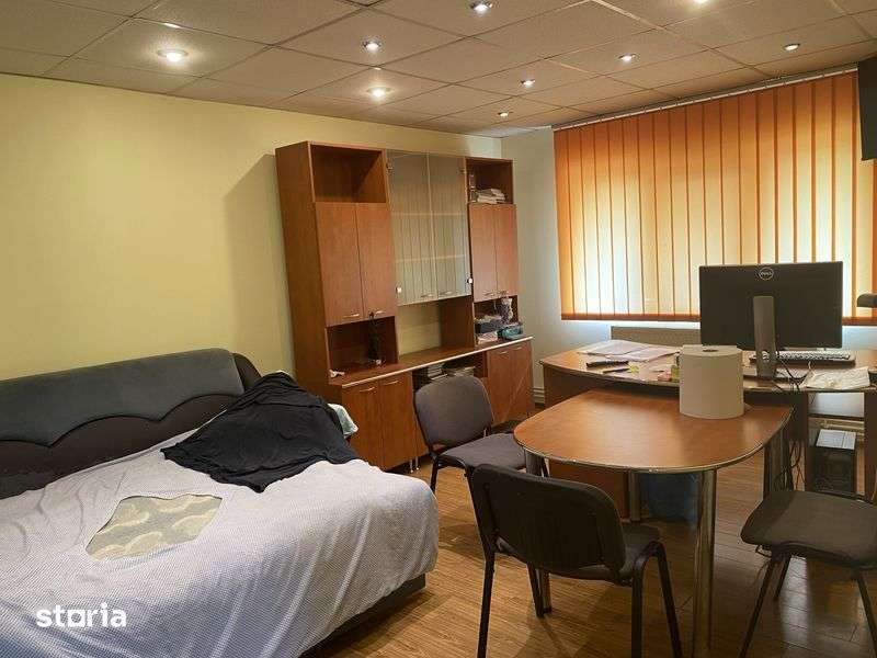 Apartament de vanzare 3 camere Petrosani — fotografia 3