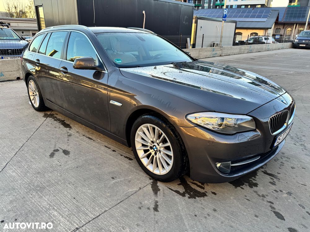 BMW Seria 5 520d Touring Aut. - 8