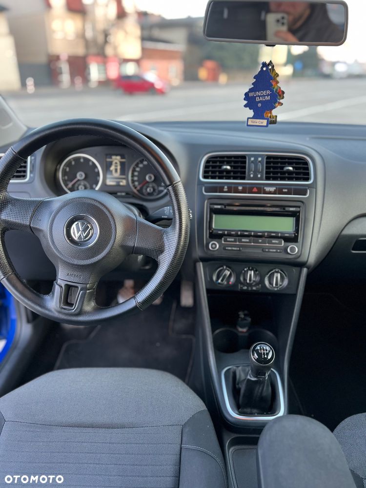 Volkswagen Polo - 8