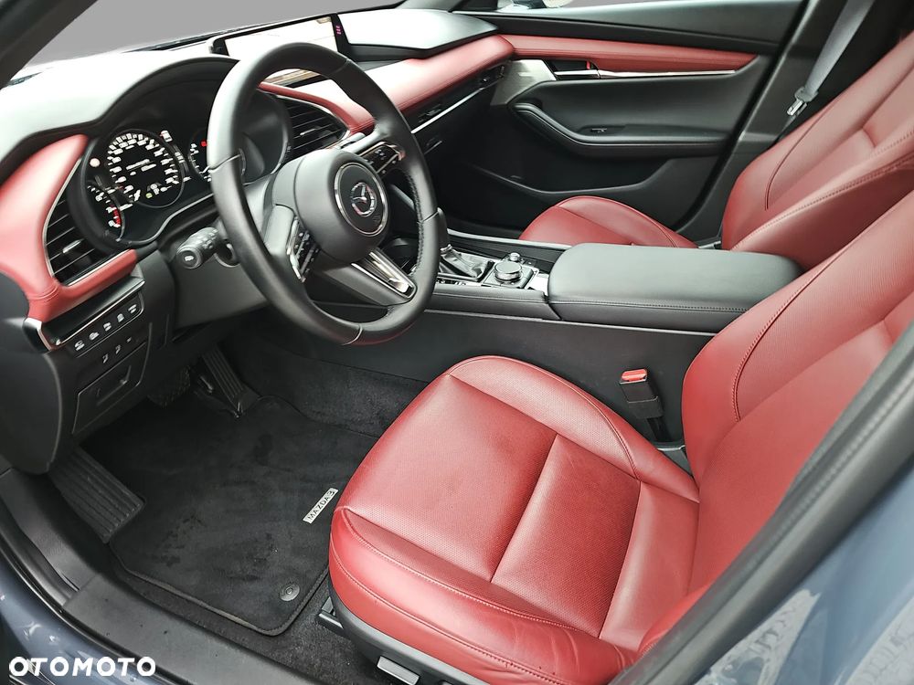 Mazda 3 2.0 mHEV Takumi - 10