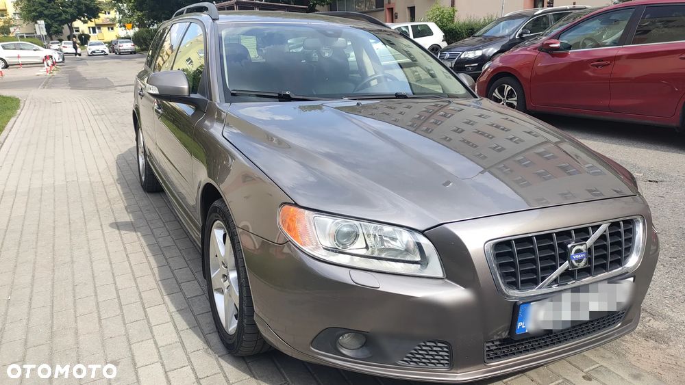 Volvo V70 2.0 Momentum - 5