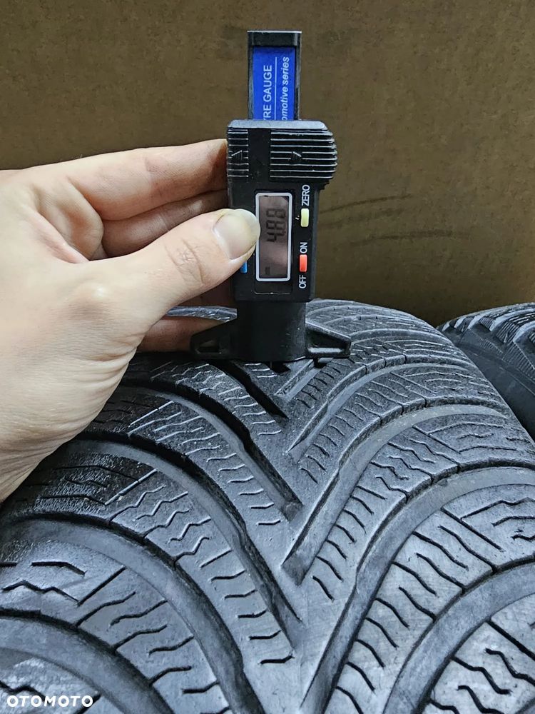 (O98) 195/65R15 91T 4,8mm 17r / Michelin Alpin 5 - 3