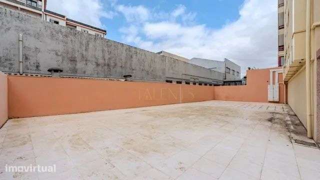 T3 com Terraço e Garagem – Perto da Praia em Vila do Conde! - Grande imagem: 2/26