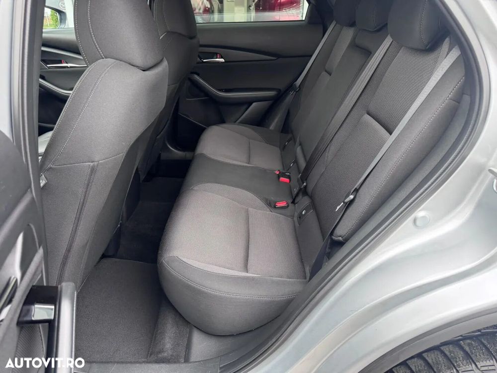Mazda CX-30 e-SKYACTIV X186 MHEV GT+ - 11