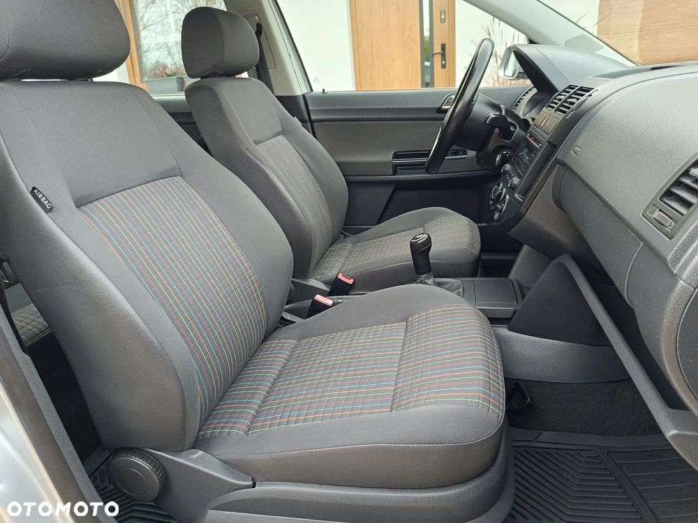 Volkswagen Polo 1.2 Trendline - 17