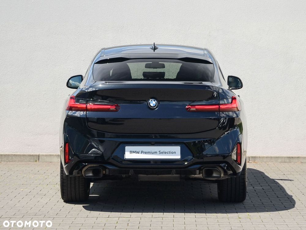 BMW X4 - 11