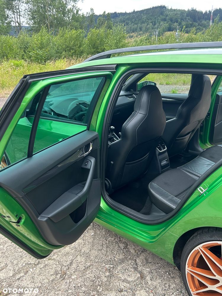 Skoda Octavia 2.0 TDI RS - 26