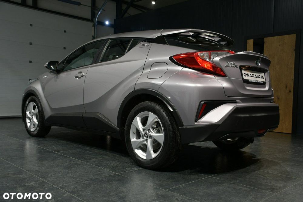 Toyota C-HR - 14