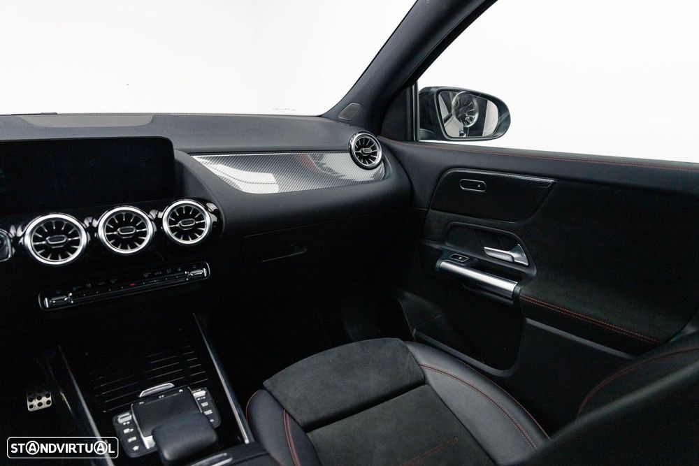 Mercedes-Benz GLA 250 e 8G-DCT AMG Line - 16