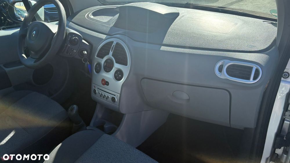 Renault Modus 1.5 dCi FAP Night and Day - 10