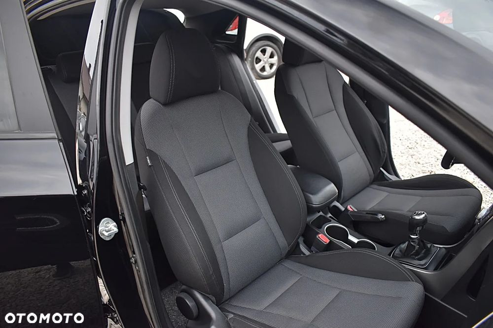 Hyundai i30 1.6 CRDI Trend - 21